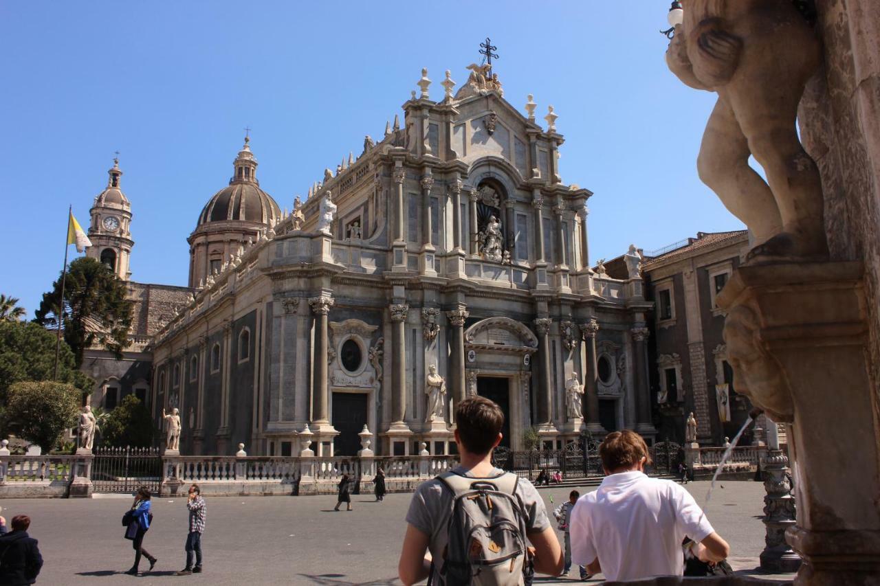 Le Dimore Del Duomo Catania Bagian luar foto